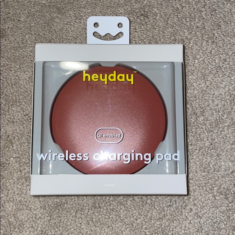 Wireless charging pad